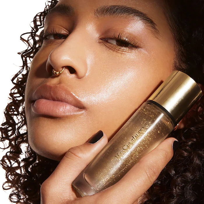 Yves Saint Laurent
Touche Eclat Blur Face Primer
