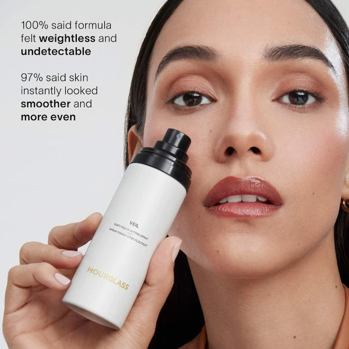 Hourglass
Veil Soft Focus Setting Spray
