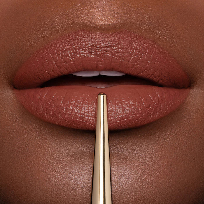 Hourglass
Confession™ Ultra Slim High Intensity Refillable Lipstick