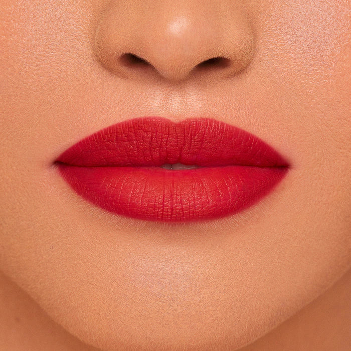 PATRICK TA 
Major Headlines Precision Lip Crayon
