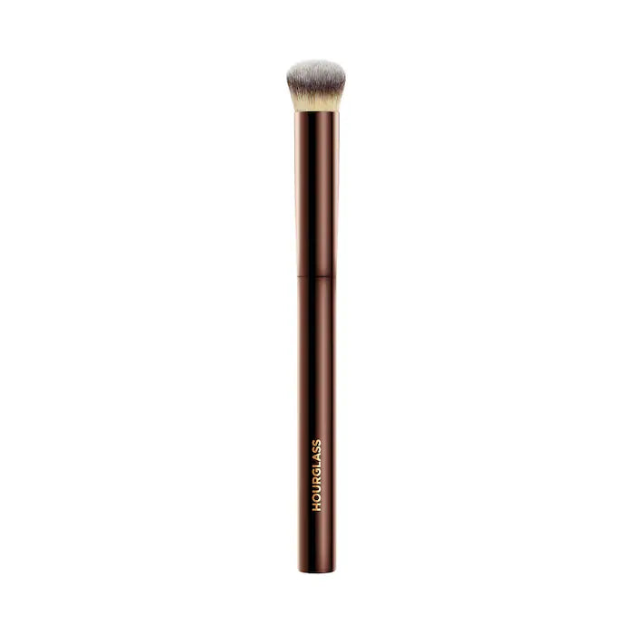 Hourglass 
Vanish™ Seamless Finish Concealer Brush