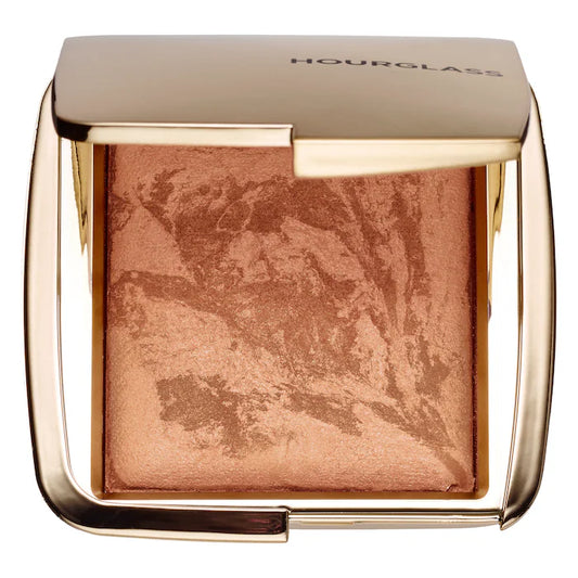 Hourglass 
Ambient® Lighting Bronzer