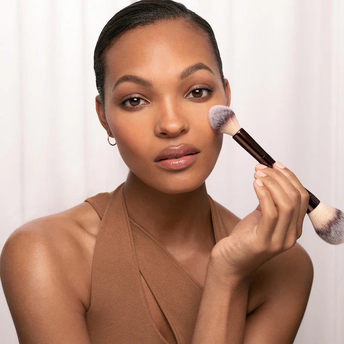 Hourglass 
Veil™ Translucent Setting Powder - Talc Free