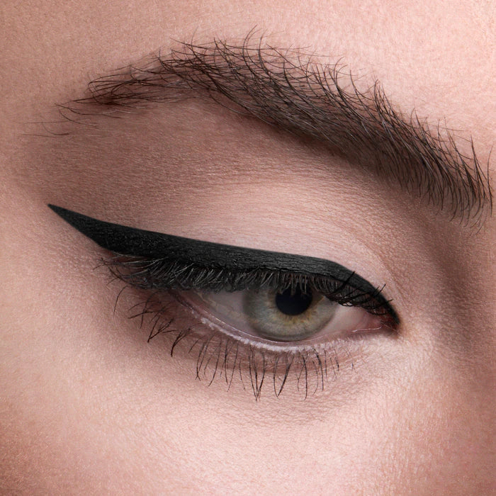 Hourglass 
1.5MM Mechanical Gel Eye Liner