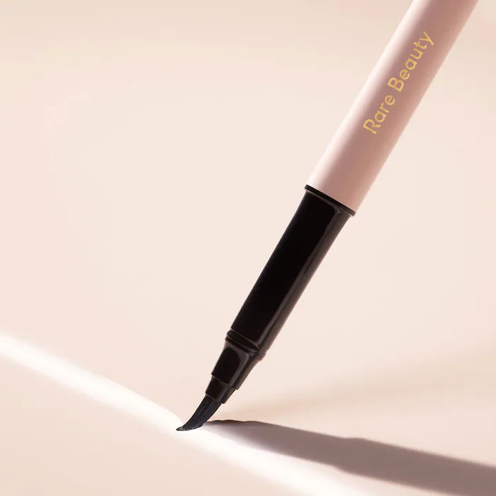 Rare Beauty -Perfect Strokes Matte Liquid Liner (PRE-ORDEN)