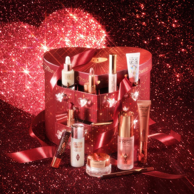 Charlotte Tilbury - Charlotte’s Beauty Treasure Chest of Love 12 Door Beauty Advent Calendar (PRE-ORDEN)